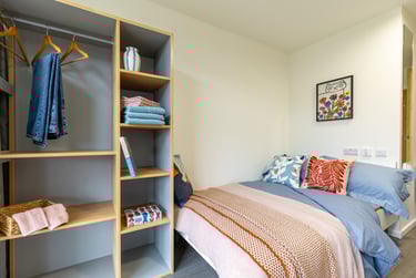 Premium Plus En Suite at Bridge House, 180 Old Dumbarton Road, City Centre, Glasgow, G38QB - Image 3